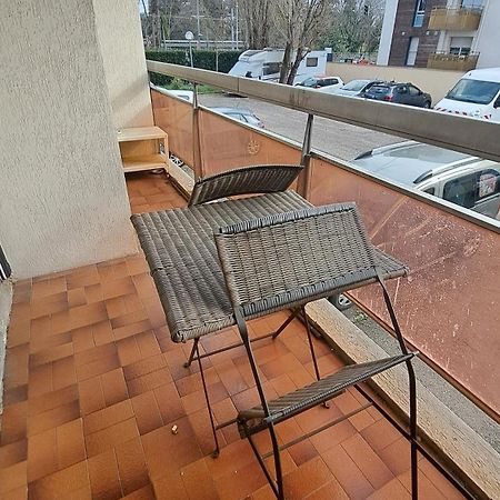 Studio Cosy 33 M² Limite Lyon. Parking Privatif. Bron Εξωτερικό φωτογραφία